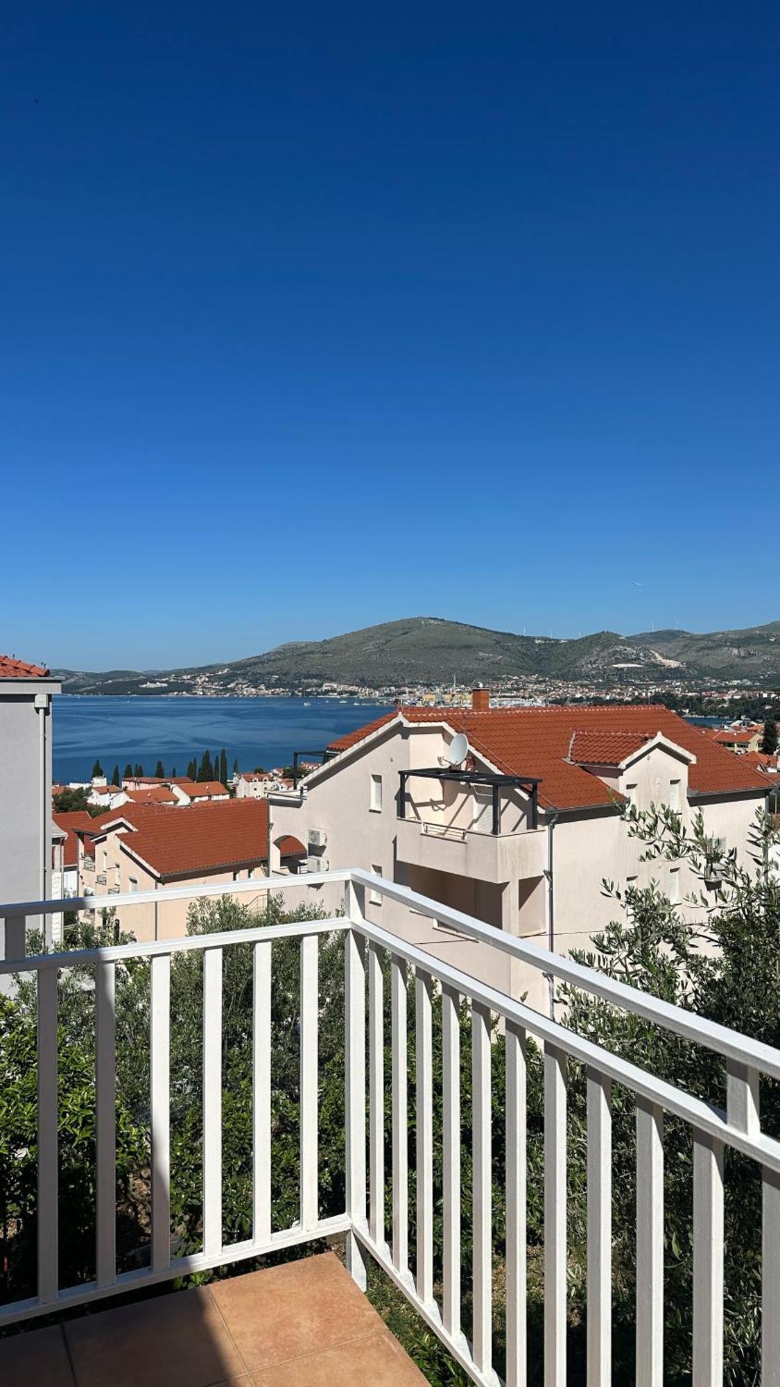 Apartment Arleta Trogir Exteriör bild