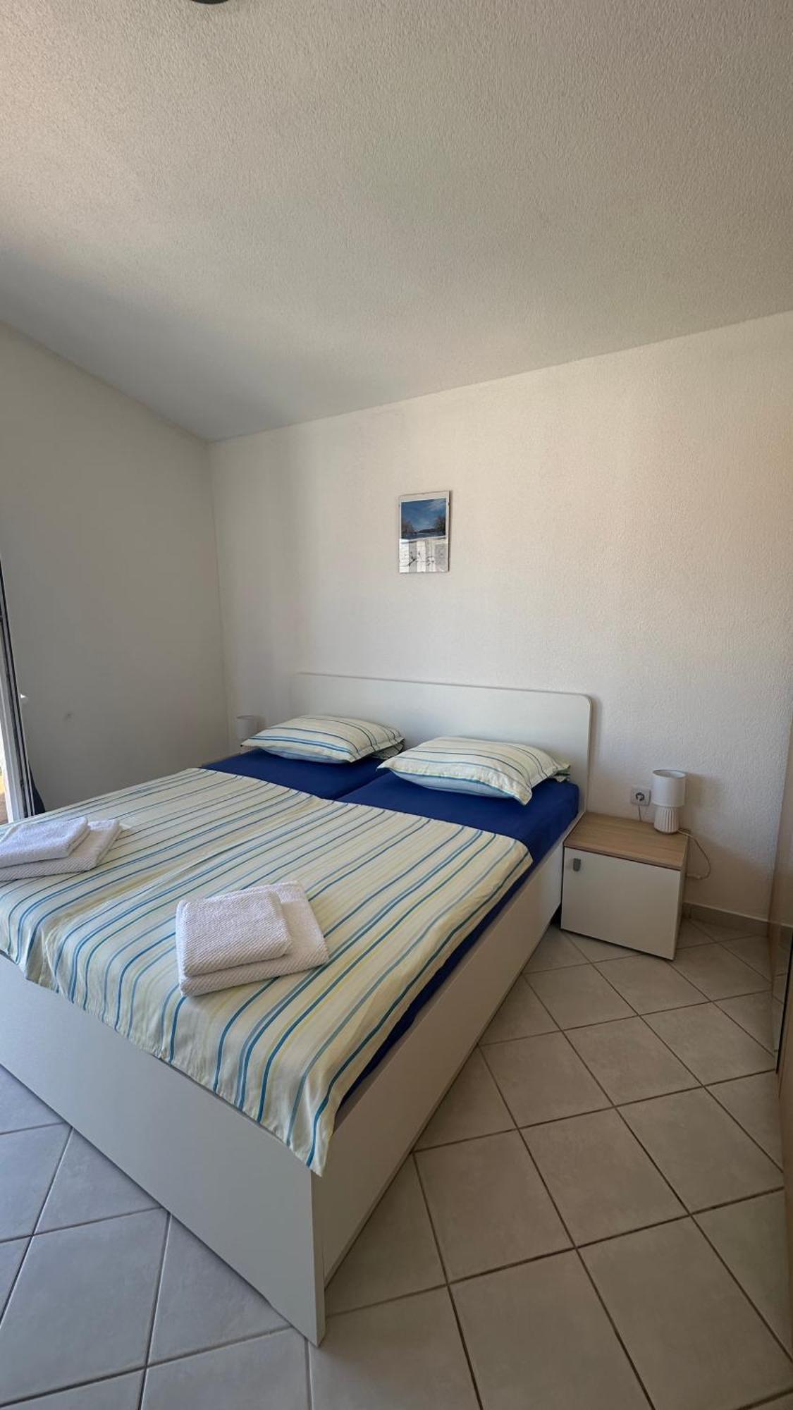 Apartment Arleta Trogir Exteriör bild