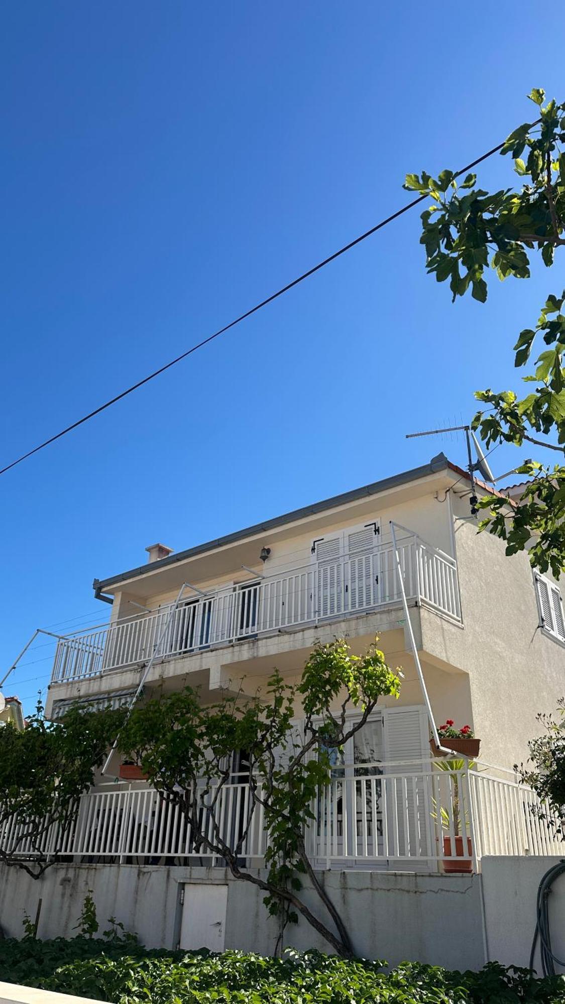 Apartment Arleta Trogir Exteriör bild